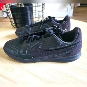 Nike Black Tiempo Activewear Shoes Size 4.5Y.